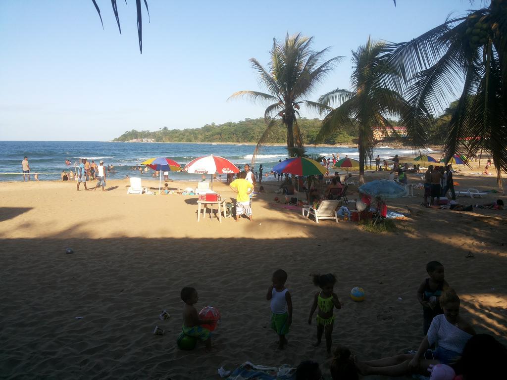 Hotel La Uvita Puerto Limon Exteriér fotografie