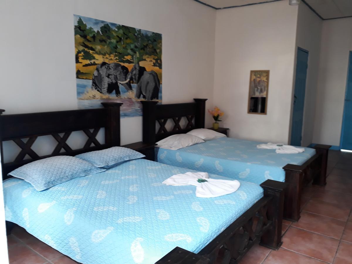 Hotel La Uvita Puerto Limon Exteriér fotografie