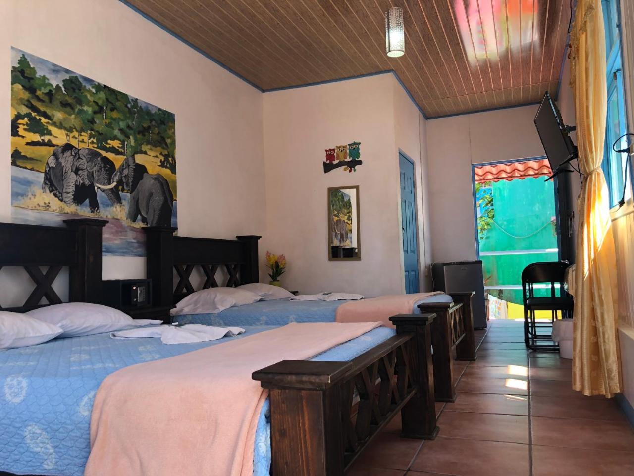 Hotel La Uvita Puerto Limon Exteriér fotografie